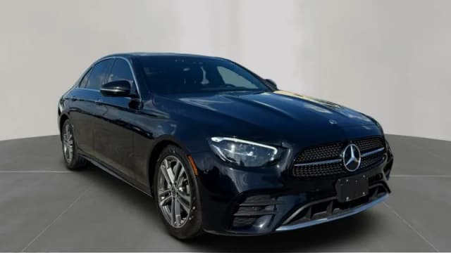 2022 Mercedes-Benz E-Class gallery 3