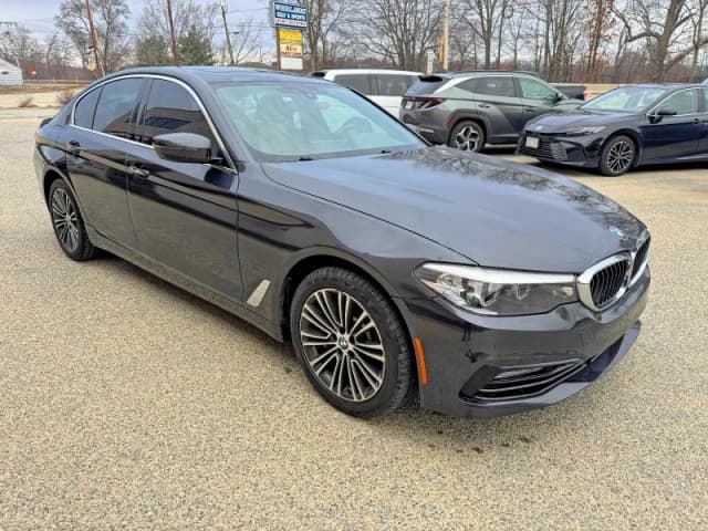 2018 BMW 530xi gallery 2