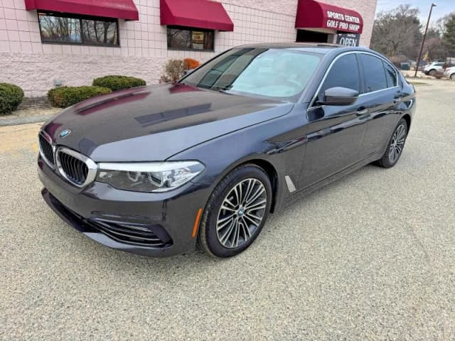 2018 BMW 530xi gallery 3