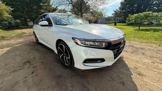 2018 HONDA Accord gallery 2